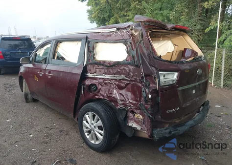 2015 Kia Sedona Lx z USA, uszkodzony, nr VIN KNDMB5C18F6024162